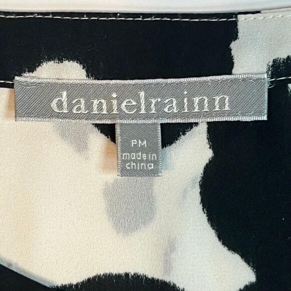 Daniel Rainn Blouse Women Petite Medium White Black Floral High Low Sheer Tunic - Picture 7 of 9